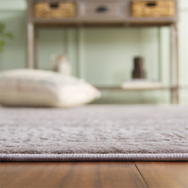 Safavieh Reflection 5' Round Rug in Beige and Cream