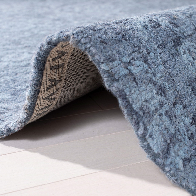 Safavieh Abstract 6' Square Hand Tufted Wool Rug in Blue