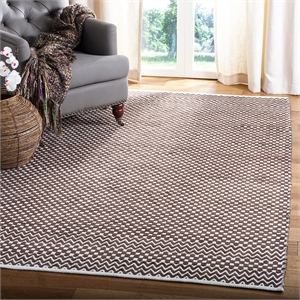 Safavieh Boston 4' x 6' Hand Tufted Rug in Brown
