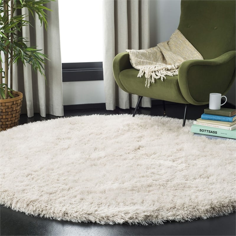 Safavieh Venice 4' Round Hand Tufted Shag Rug in Champagne