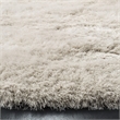 Safavieh Venice 4' Round Hand Tufted Shag Rug in Champagne