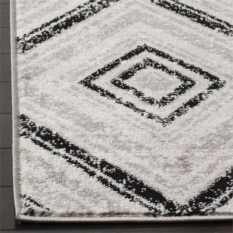 Safavieh Skyler 4' Square Rug in Gray and Black