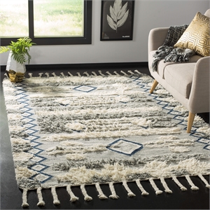 Safavieh Kenya 4' x 6' Hand Knotted Wool Rug in Gray and Ivory