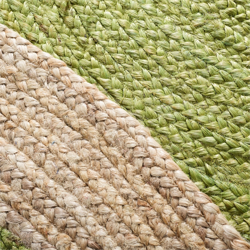 Safavieh Natural Fiber 9' Round Hand Woven Jute Rug in Green