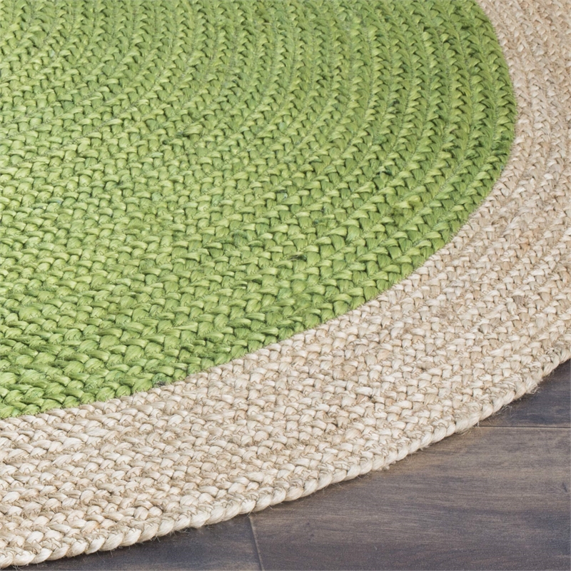 Safavieh Natural Fiber 9' Round Hand Woven Jute Rug in Green
