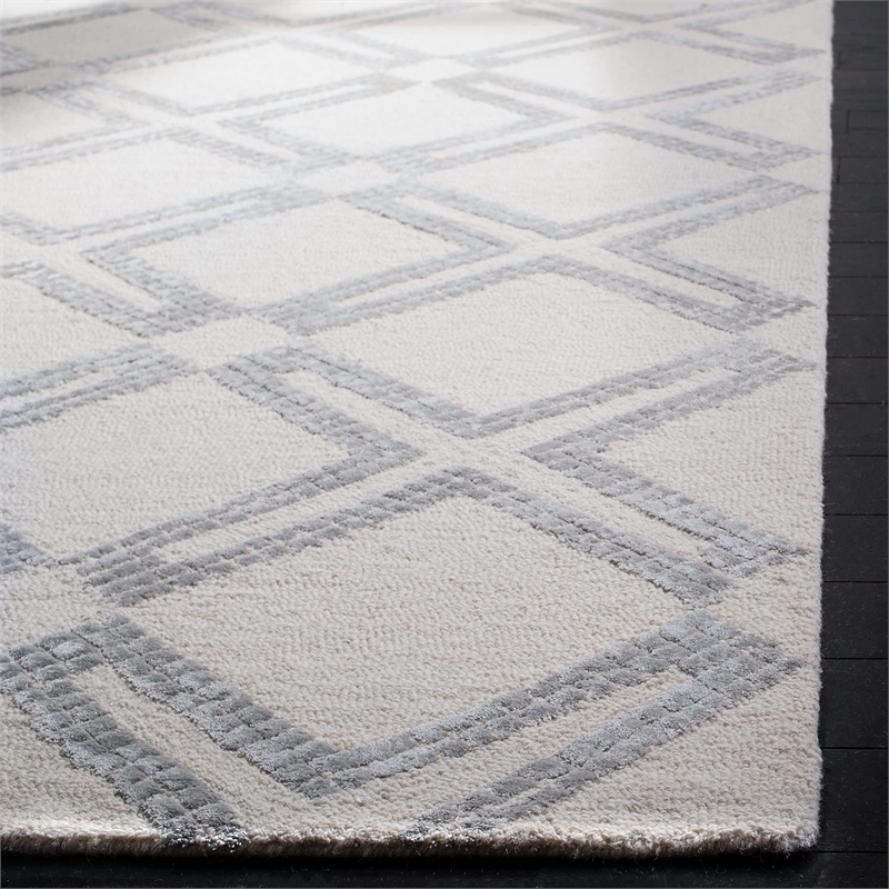 Safavieh Bellagio 5' Square Hand Tufted Wool Rug in Ivory and Gray