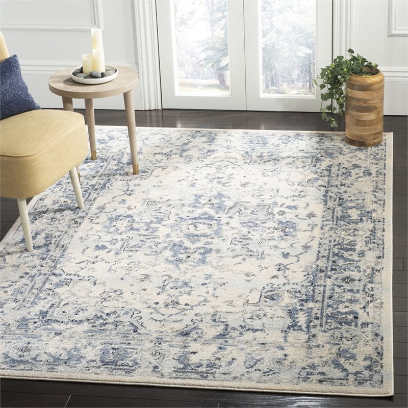 Safavieh Charleston 4' x 6' Rug in Ivory and Navy