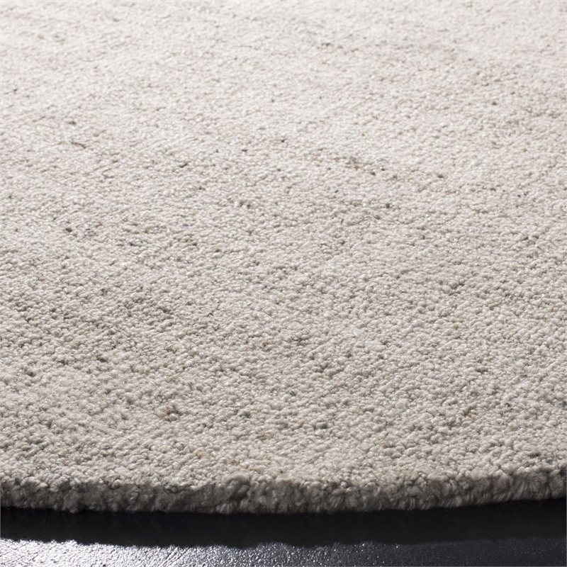 Safavieh Abstract 6' Round Hand Tufted Rug in Light Gray