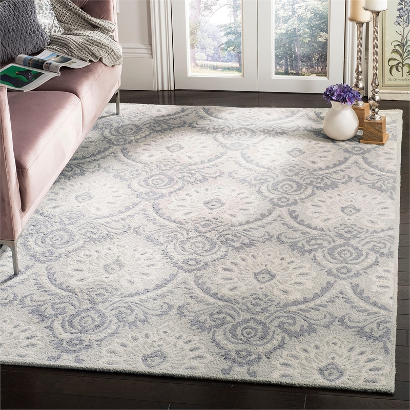 Safavieh Blossom 2'6