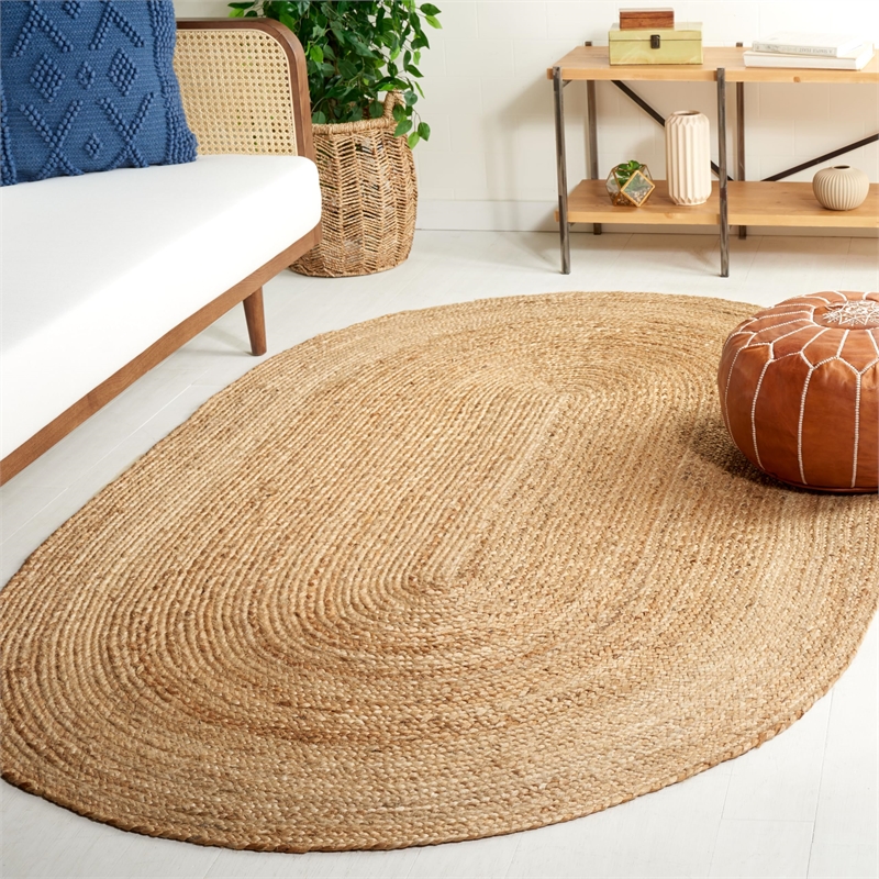 Safavieh Natural Fiber 7' Round Hand Woven Jute Rug in Natural