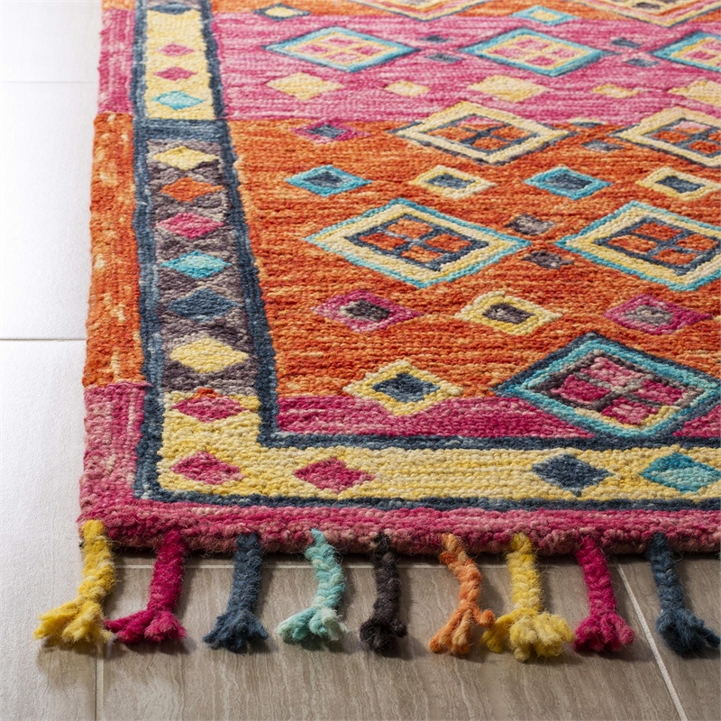 Safavieh Aspen 6' x 9' Hand Tufted Wool Rug in Orange and Fuchsia