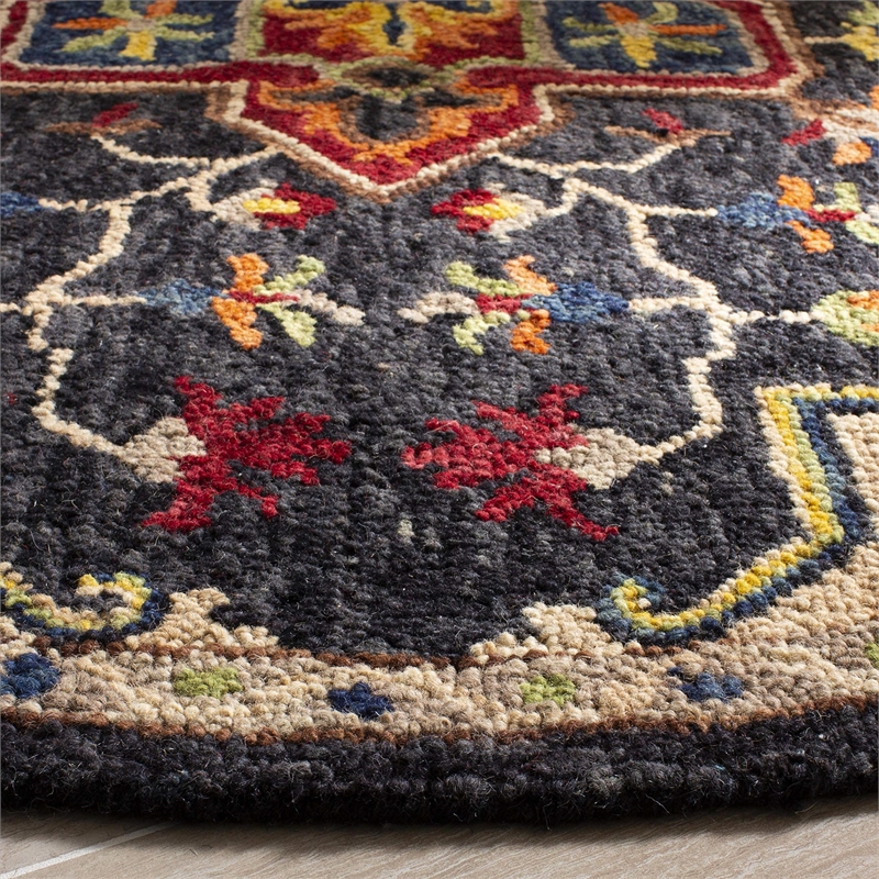 Safavieh Aspen 7' Round Hand Tufted Wool Rug in Charcoal and Cream