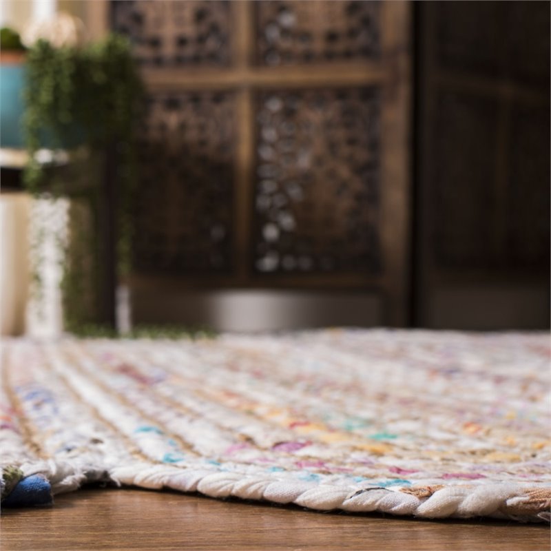 Safavieh Cape Cod 4' x 6' Hand Woven Jute Rug in Ivory and Natural