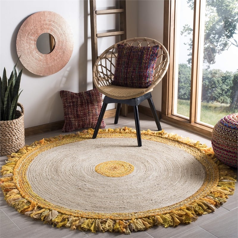 Safavieh Cape Cod 3' Round Hand Woven Jute Rug in Gold and Natural