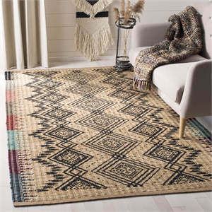 Safavieh Cape Cod 4' x 6' Hand Woven Jute Rug in Natural and Black