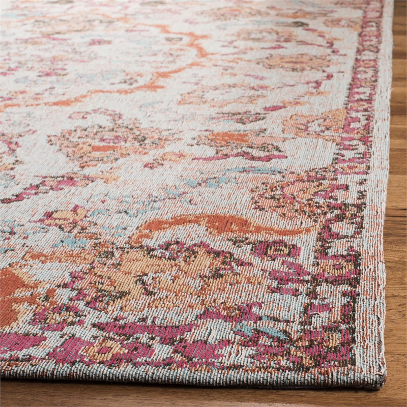 Safavieh Classic Vintage 5' x 8' Rug in Red and Beige