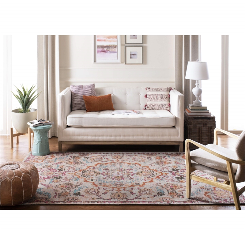 Safavieh Classic Vintage 5' x 8' Rug in Red and Beige