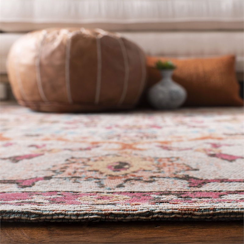 Safavieh Classic Vintage 5' x 8' Rug in Red and Beige