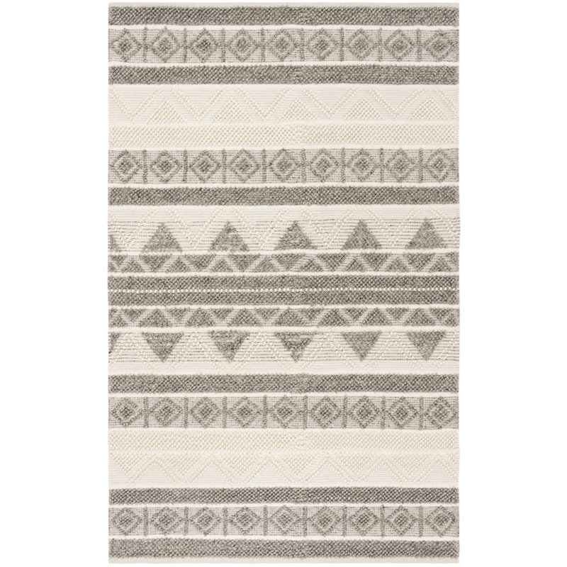 Safavieh Natura 5' x 8' Hand Woven Wool Rug in Ivory and Gray