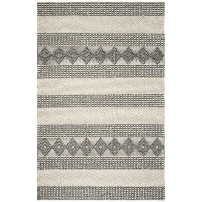 Safavieh Natura 5' x 8' Hand Woven Wool Rug in Gray and Ivory