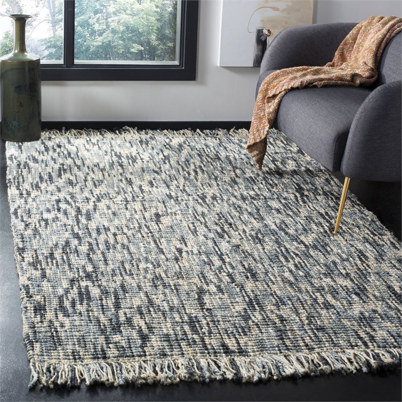 Safavieh Natural Fiber 5' x 8' Hand Woven Jute Rug in Blue and Ivory