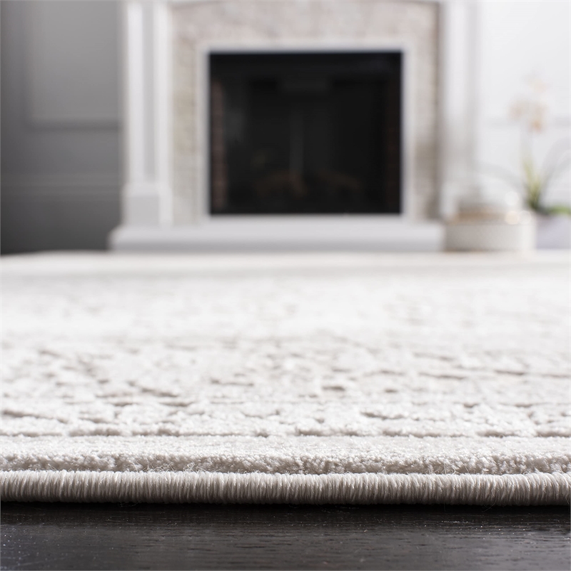 Safavieh Reflection 4' x 6' Rug in Cream and Ivory