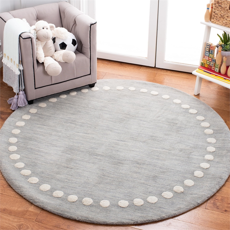 Safavieh 5' Round Hand Loomed Wool Rug in Gray and Ivory