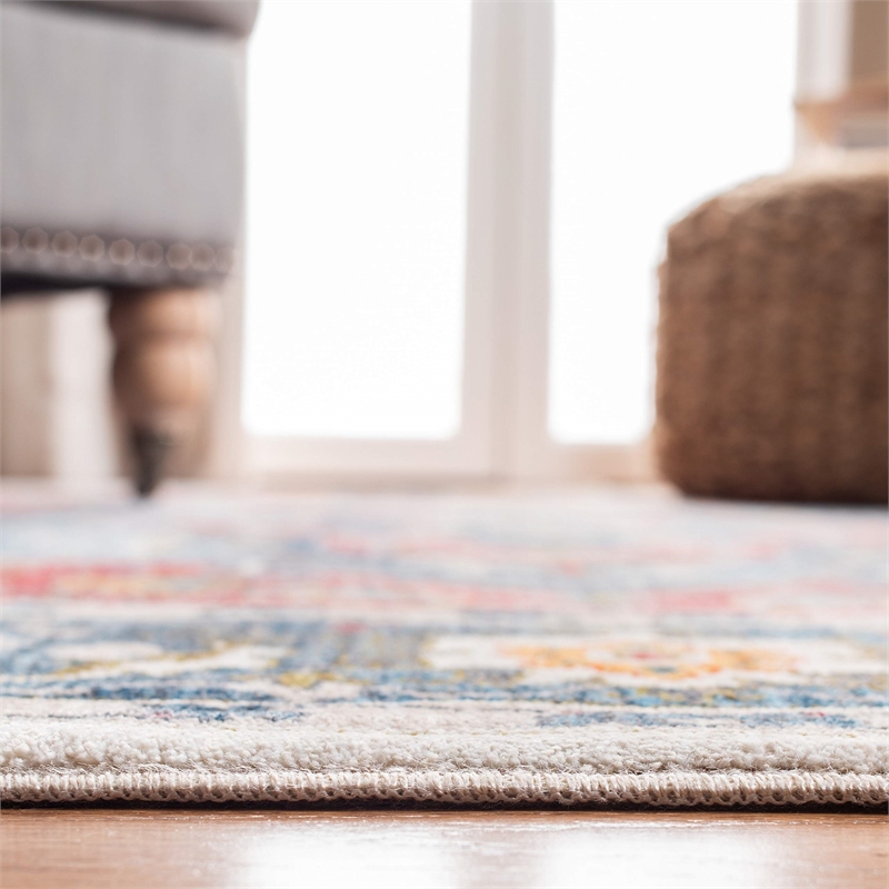 Safavieh Vintage 4' x 6' Rug in Red and Blue