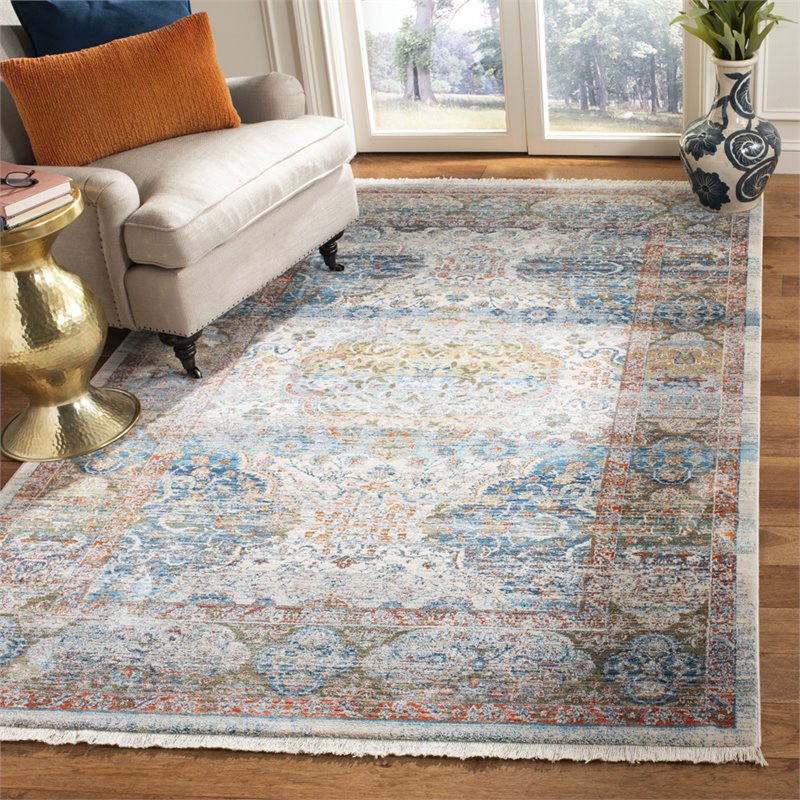 Safavieh Vintage 4' x 6' Rug in Beige and Blue