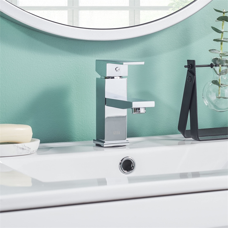 Safavieh Bliss Bathroom Faucet in Chrome
