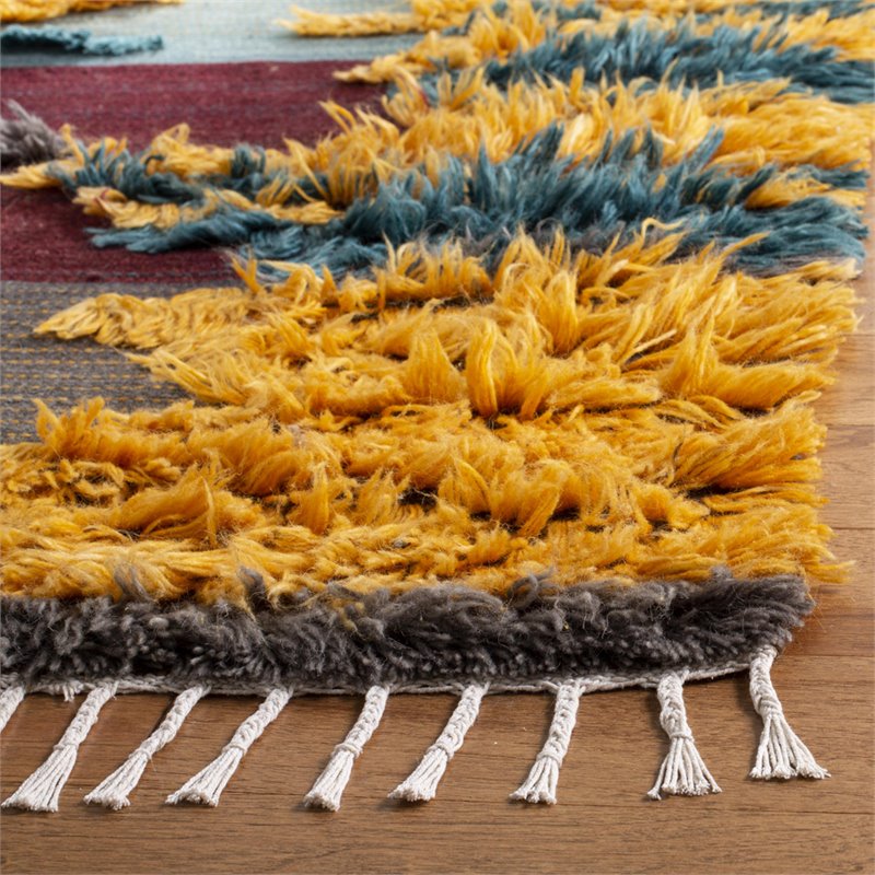Safavieh Kenya 9' x 12' Hand Knotted Shag Wool Rug in Red and Gold