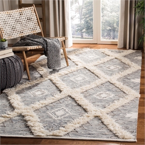 Safavieh Kenya 6' x 9' Hand Woven Shag Wool Rug in Gray and Ivory