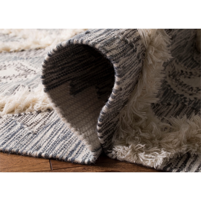 Safavieh Kenya 6' x 9' Hand Woven Shag Wool Rug in Gray and Ivory