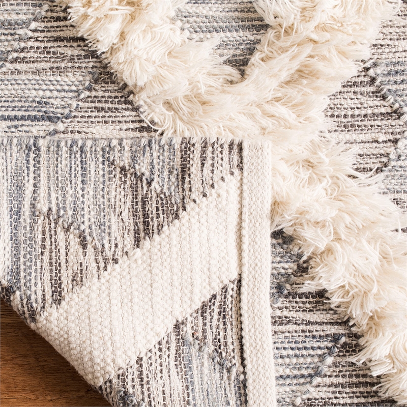 Safavieh Kenya 6' x 9' Hand Woven Shag Wool Rug in Gray and Ivory