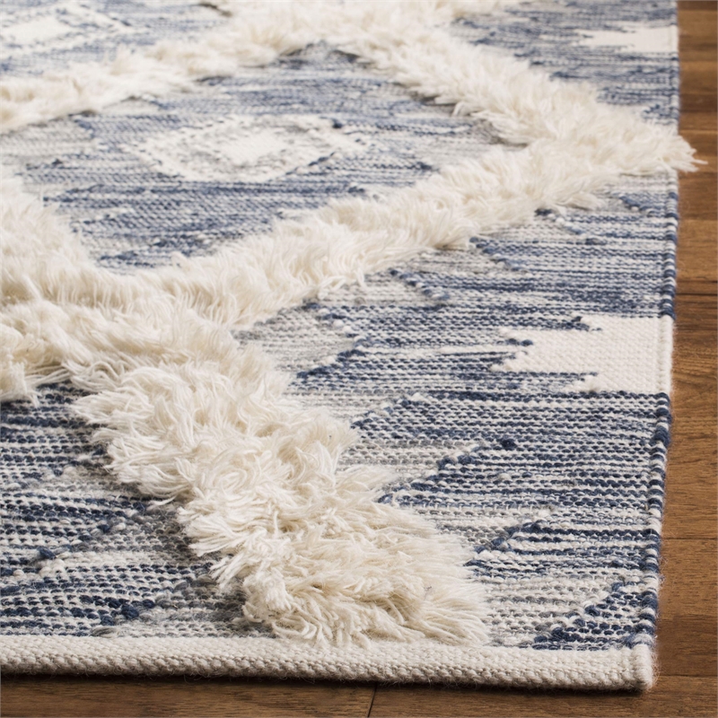 Safavieh Kenya 8' x 10' Hand Woven Shag Wool Rug in Blue and Ivory