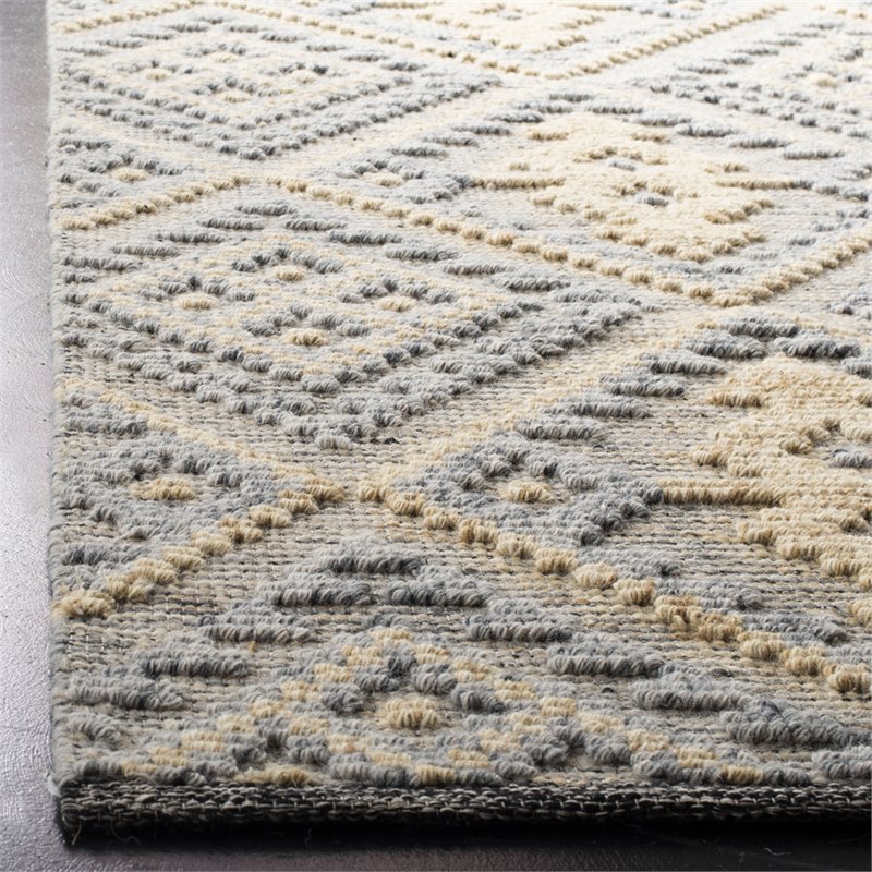 Safavieh Kenya 5' x 8' Hand Knotted Shag Wool Rug in Gray and Gold