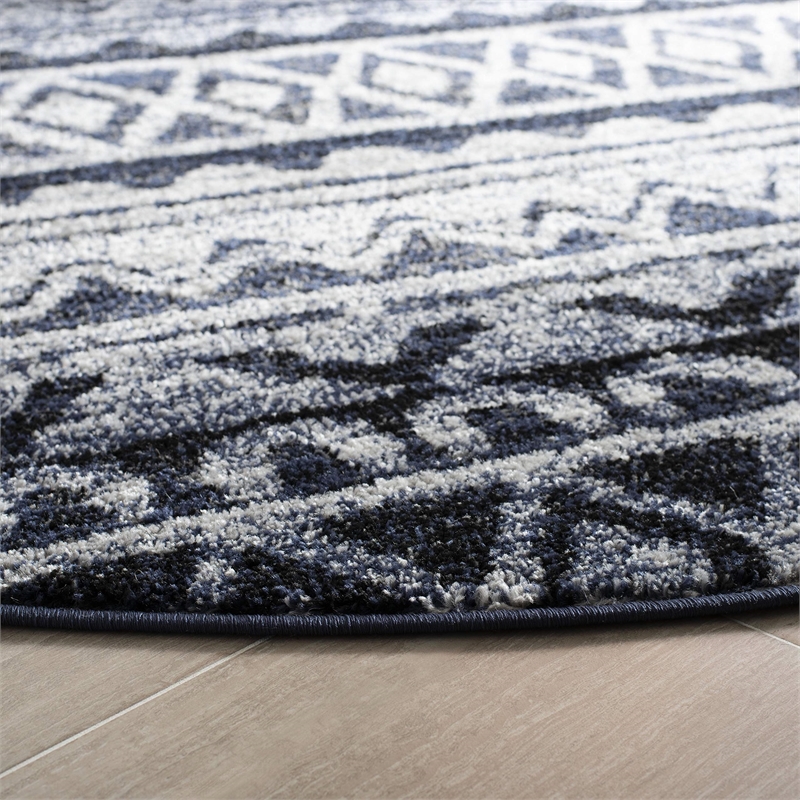 Safavieh Adirondack 6' Round Rug in Ivory and Navy