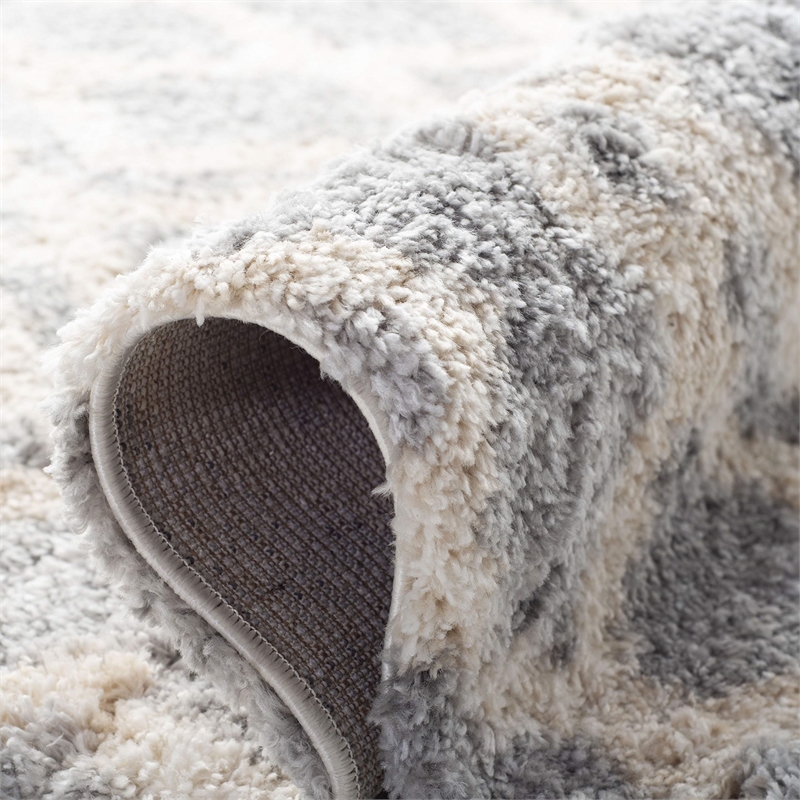 Safavieh Berber 6'7