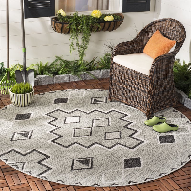 Safavieh Courtyard 5'3