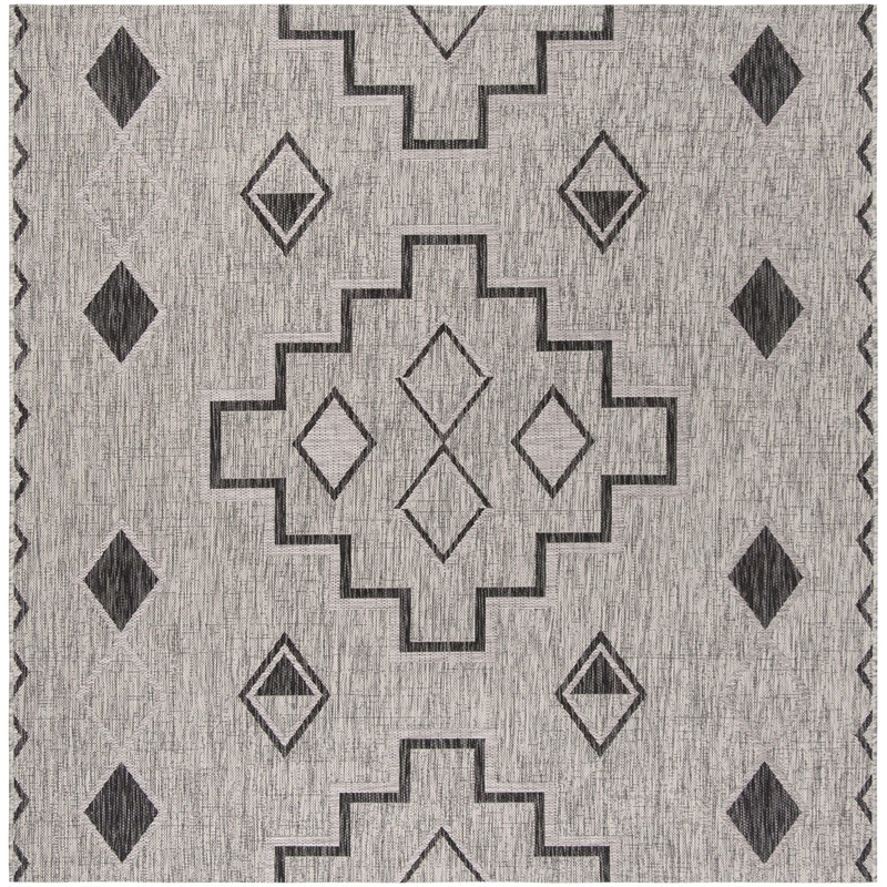 Safavieh Courtyard 5'3