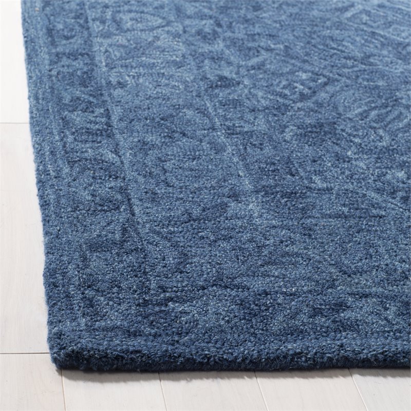Safavieh Dip Dye 5' x 8' Hand Tufted Wool Rug in Navy Blue