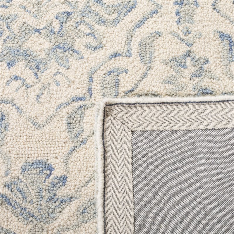 Safavieh Dip Dye 4' x 6' Hand Tufted Wool Rug in Light Blue and Ivory