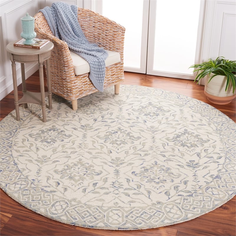Safavieh Dip Dye 7' Round Hand Tufted Wool Rug in Light Blue and Ivory