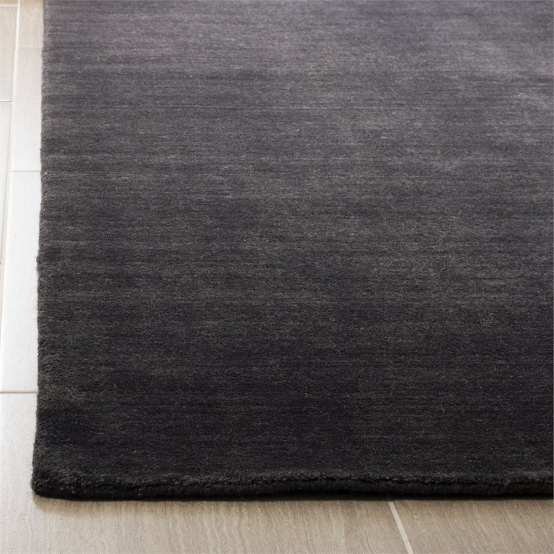 Safavieh Himalaya 5' x 8' Hand Tufted Wool Rug in Black