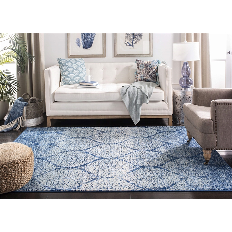 Safavieh Madison 4' x 6' Rug in Navy and Blue