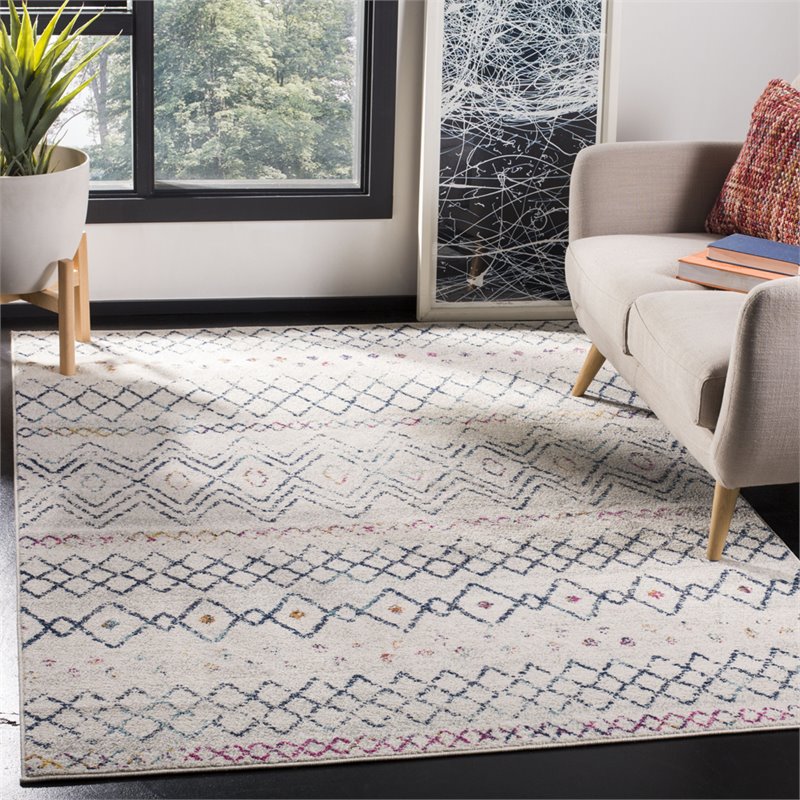 Safavieh Madison 3' x 5' Rug in Ivory and Navy