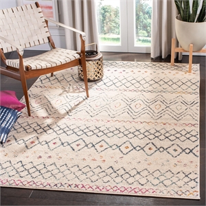Safavieh Madison 4' x 6' Rug in Ivory and Navy