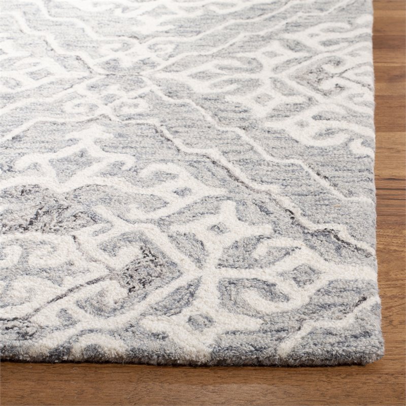 Safavieh Micro-Loop 8' x 10' Hand Tufted Wool Rug in Gray and Ivory