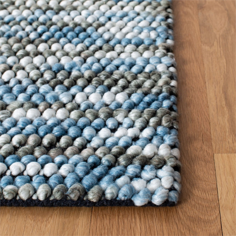 Safavieh Natura 4' x 6' Hand Woven Rug in Blue and Ivory