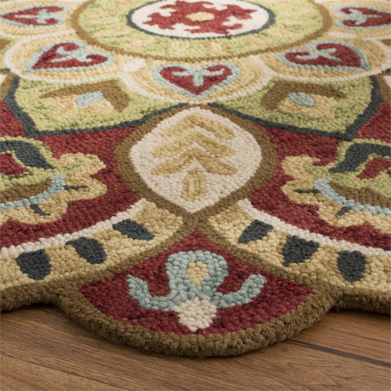 Safavieh Novelty 5' Round Hand Tufted Wool Rug in Red and Taupe